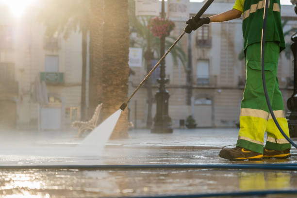 Best Roof Power Washing Services  in Silverton, OR